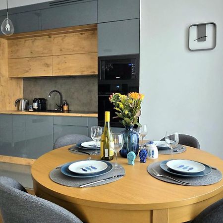 Apartament Dreams Przystan Letnica By Triapart Гданск Екстериор снимка